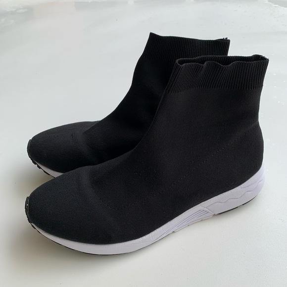 steve madden sneakers that look like balenciaga